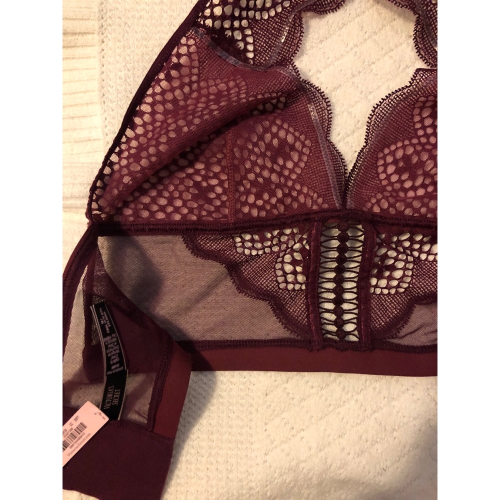❤️Victoria’s Secret High Neck Bralette ❤️ - Picture 7 of 7